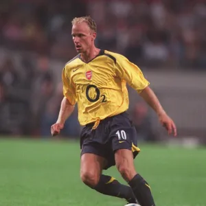 Dennis Bergkamp (Arsenal). Ajax 0: 1 Arsenal