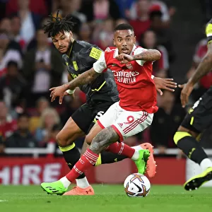 Gabriel Jesus vs Tyrone Mings: A Premier League Face-Off at the Emirates