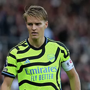 Martin Odegaard Shines: Arsenal's Midfield Masterclass in AFC Bournemouth Victory, Premier League 2023-24