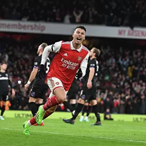 Martinelli's Brace: Arsenal Tops West Ham in Premier League Clash
