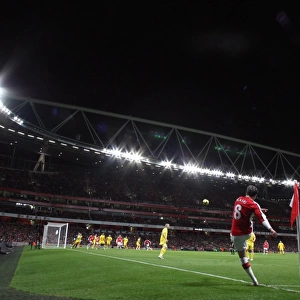 Samir Nasri (Arsenal) takes a corner