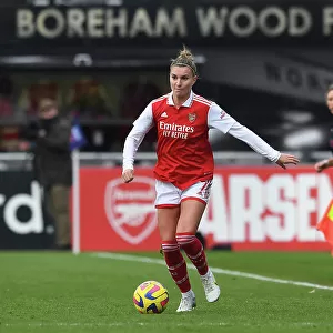 Steph Catley in Action: Arsenal Women vs. Everton Women (FA Women's Super League 2022-23)