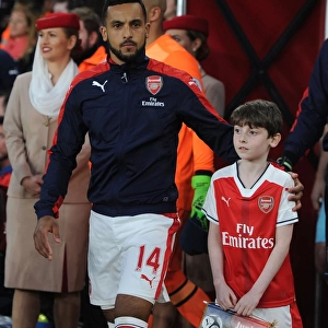 Theo Walcott Leads Arsenal Out against West Ham United - Premier League 2016-17