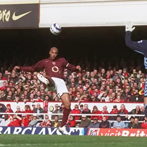 Arsenal v Aston Villa 2005-6