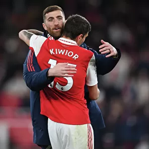 Unforgettable Embrace: Arsenal and Chelsea Players Unite in Historic Premier League Clash at Emirates Stadium