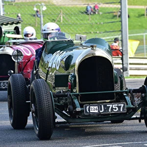 The Vintage Sports Car Club, Seaman and Len Thompson Trophies Race Meeting, Cadwell Park Circuit, Louth, Lincolnshire, England, June, 2022 Framed Print Collection: Allcomers Scratch Race, R8