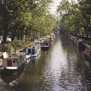 England, London, Little Venice, houseboats on Regents Canal