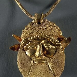 Goldsmithery, gold necklace with pendant head of river god Achelous