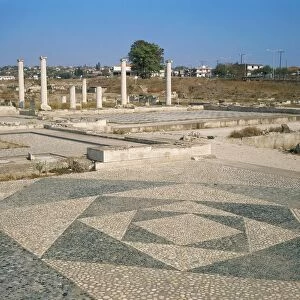 Greece, Pella, house with mosaic floor decorated with geometric motifs at ancient capital of Macedonia