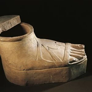 Italy, Calabria, Sarcophagus in the shape of a feet wearing a buskin, terracotta