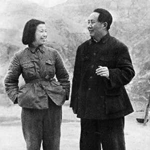 Mao zedong with his wife, jiang qing (mme, mao) about 1945