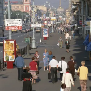 Russia, St Petersburg, the busy Nevskiy prospekt, with the Duma tower on the left and the Admiralty in the background