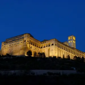 The Basilica of San Francesco d Assisi at night