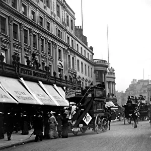 Busy Regent Street 1905