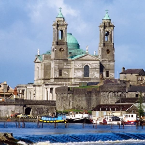 Landscape view of Athlone, St Peter & Pauls Church & and the River Shannon