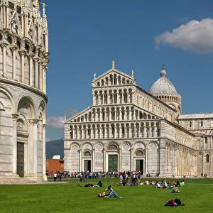 Heritage Sites Collection: Piazza del Duomo, Pisa