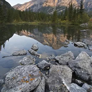 Mount Kidd, Kananaskis, Alberta, Canada