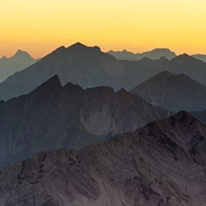 Mountain ridges at sunset from Mount Hochiss in the Rofan massif, Rofan, Tyrol, Austria, Brandenberg Alps, Rofan, Tyrol, Austria