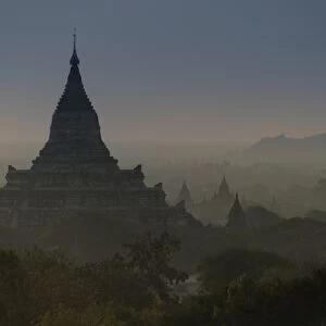 Shwesandaw pagoda, Bagan