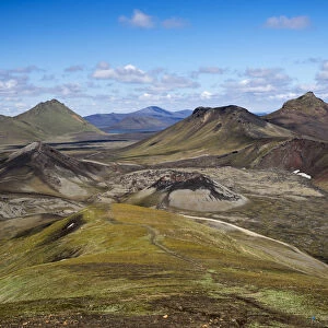 Stutur volcanic crater, Norournamshraun lava field, Landmannalaugar, Fjallabak Nature Reserve, Highlands, Iceland, Europe