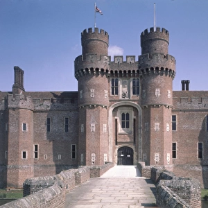 6032. tif Herstmonceux Castle entrance - East Sussex - view of the exterior - one