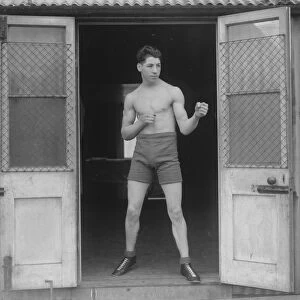 Len Harvey, ready to fight for the British welterweight title. He was held to a