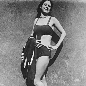 Sun worshipper Miss Jenny Welm in the latest French bathing suits at San Francisco