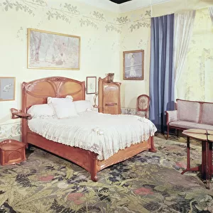 Art Nouveau bedroom, c. 1900 (photo)