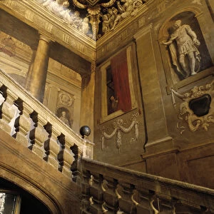 Baroque architecture: staircase painted in trompe l oeil (trompe-l