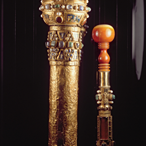 Case and mounted fragment of the Staff of St. Peter, c. 980 (gold and enamel)