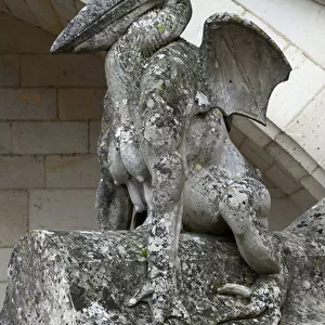 Chimere adorning the large porch of the courtyard of honor of the castle of Pierrefonds, Sculpture by Emmanuel Fremiet (1824-1910). Photography, KIM Youngtae, Pierrefonds, Oise, Picardie, France