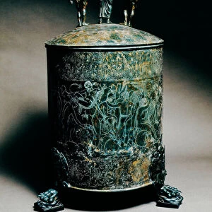 Cista Ficoroni (ritual vessel), copper cylindrical jewelry box, 300 BC