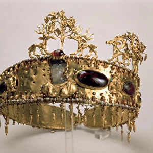 Diadem, found in the burial mound at Khoklach (gold, turquoise, coral, garnet, pearl