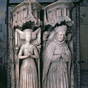 Effigies of Thomas Fitzalan, 5th Earl of Arundel and his wife, Beatrice