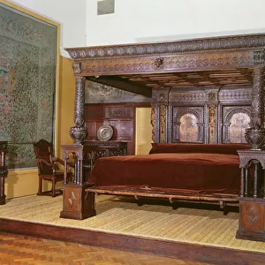 The Great Bed of Ware, c. 1590 (carved, inlaid & painted wood)