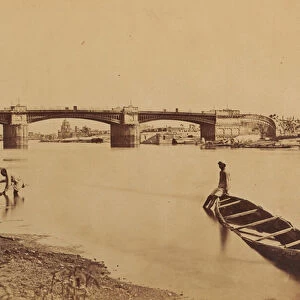 The Iron Bridge, Lucknow, 1858 (b / w photo)