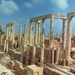 Limestone columns from the theatre (photo)