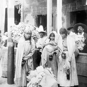 Mexican women with maize, c. 1910 (b/w photo)