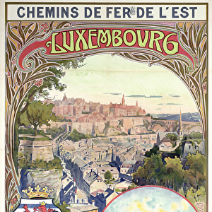pseudonym of Trinquier Louis Trinquier-Trianon