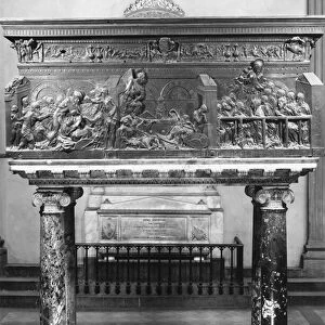 Pulpit in the Basilica (bronze)