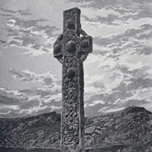 Scotland: St Martins Cross, Iona (b / w photo)