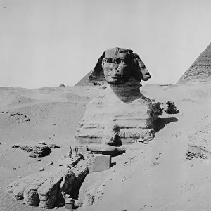 The Sphinx and the Pyramid of Chephren - The Second Pyramid, c. 1904-05 (b / w photo)