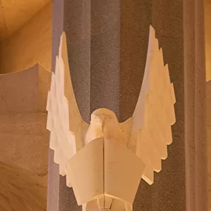 Statue of St John as an eagle, La Sagrada Familia, begun 1882 (photo)
