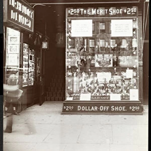 A storefront of the International Shoe Co. New York, 1905 (silver gelatin print)