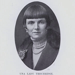 Una Lady Troubridge (b / w photo)
