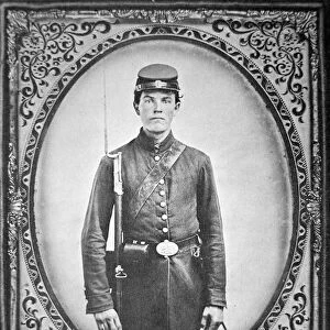 Unknown Union soldier (b / w photo)