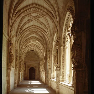 View of the lower gallery of the Monastery of San Juan de Los reyes, Tolede