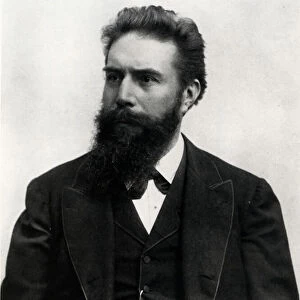 Wilhelm Rontgen (b / w photo)