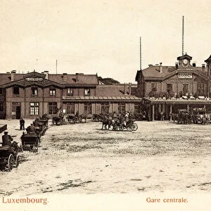 Exterior Luxembourg City railway station Carriages