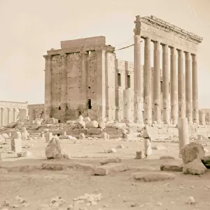 Palmyra Temple Baal view pillars cella wall 1920